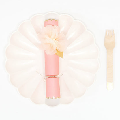 Tissue Floral Crackers (x 6)