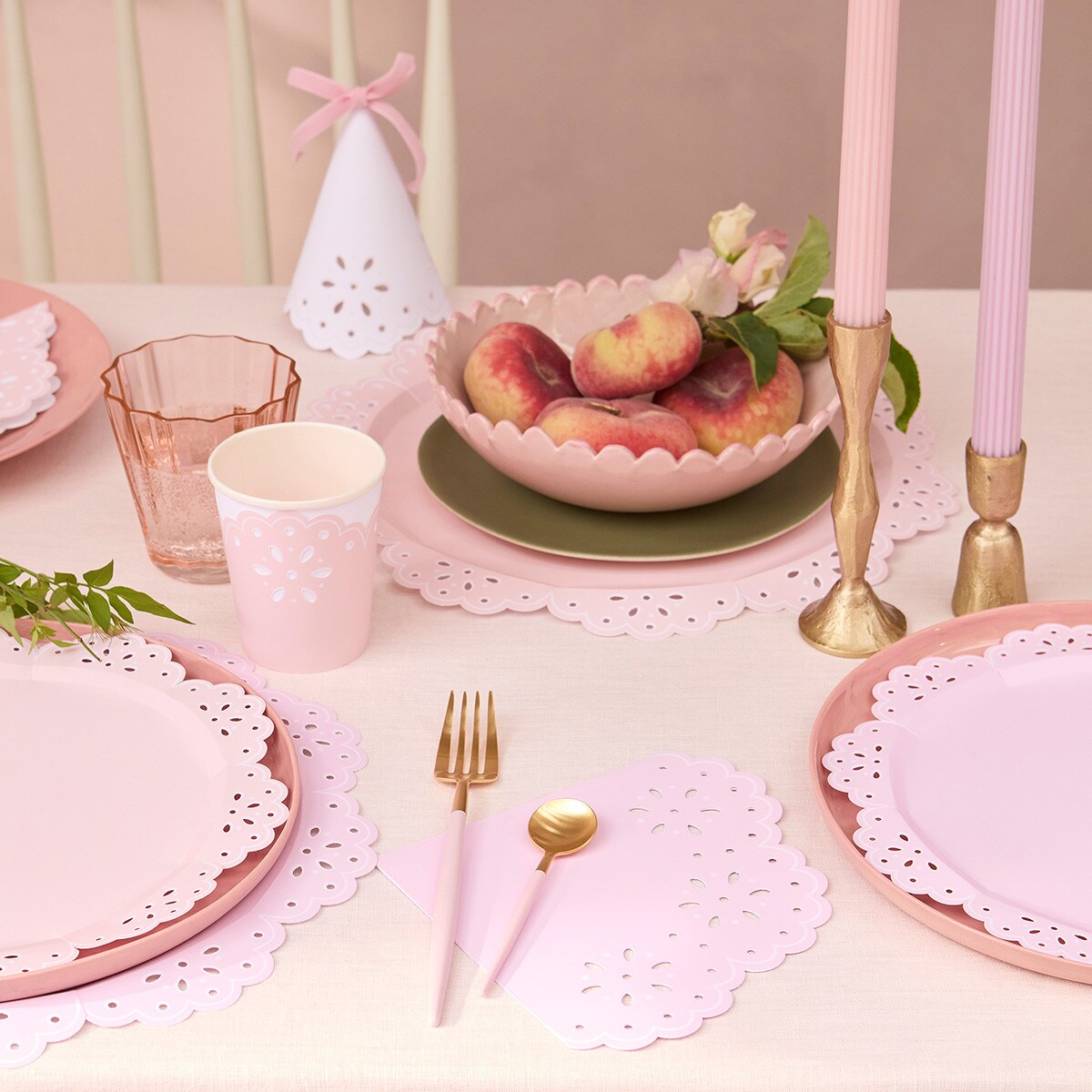 Broderie Anglaise Lace Multi Large Napkins (x 16)