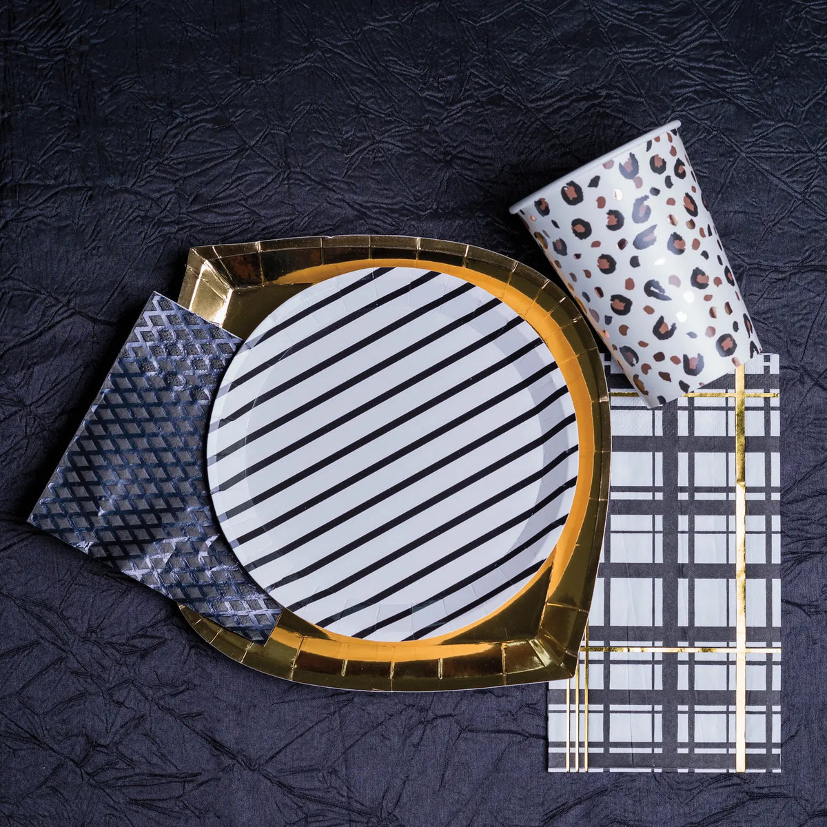 Femme Guest Napkins - 16 Pk.